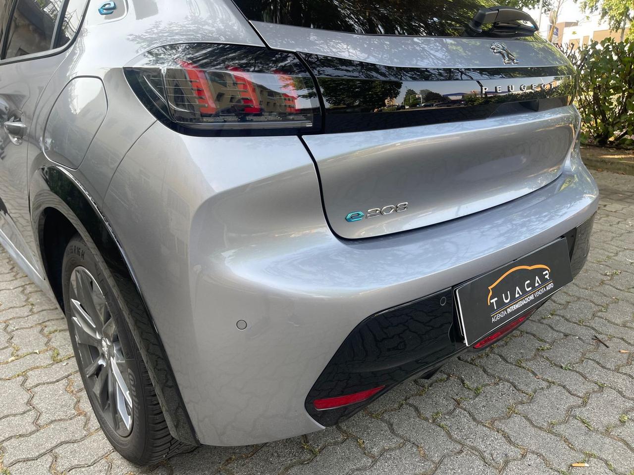 Peugeot 208 Allure e-208 #5990