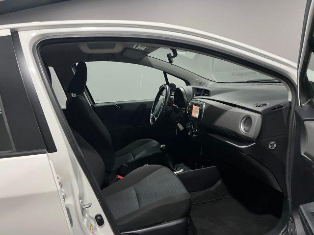 TOYOTA Yaris 1.0 5 porte Sol