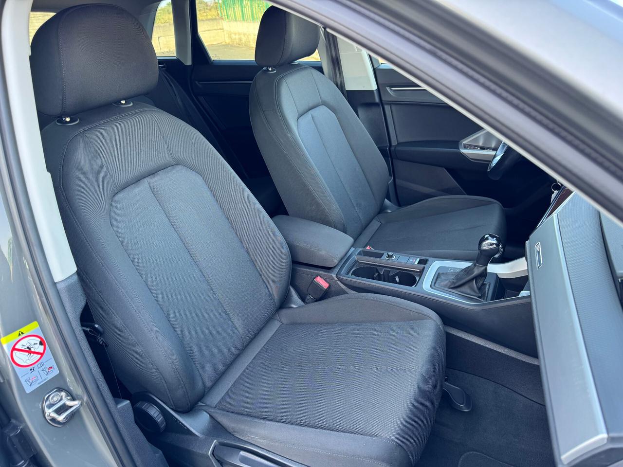 Audi Q3 35 TDI S tronic Business Advanced