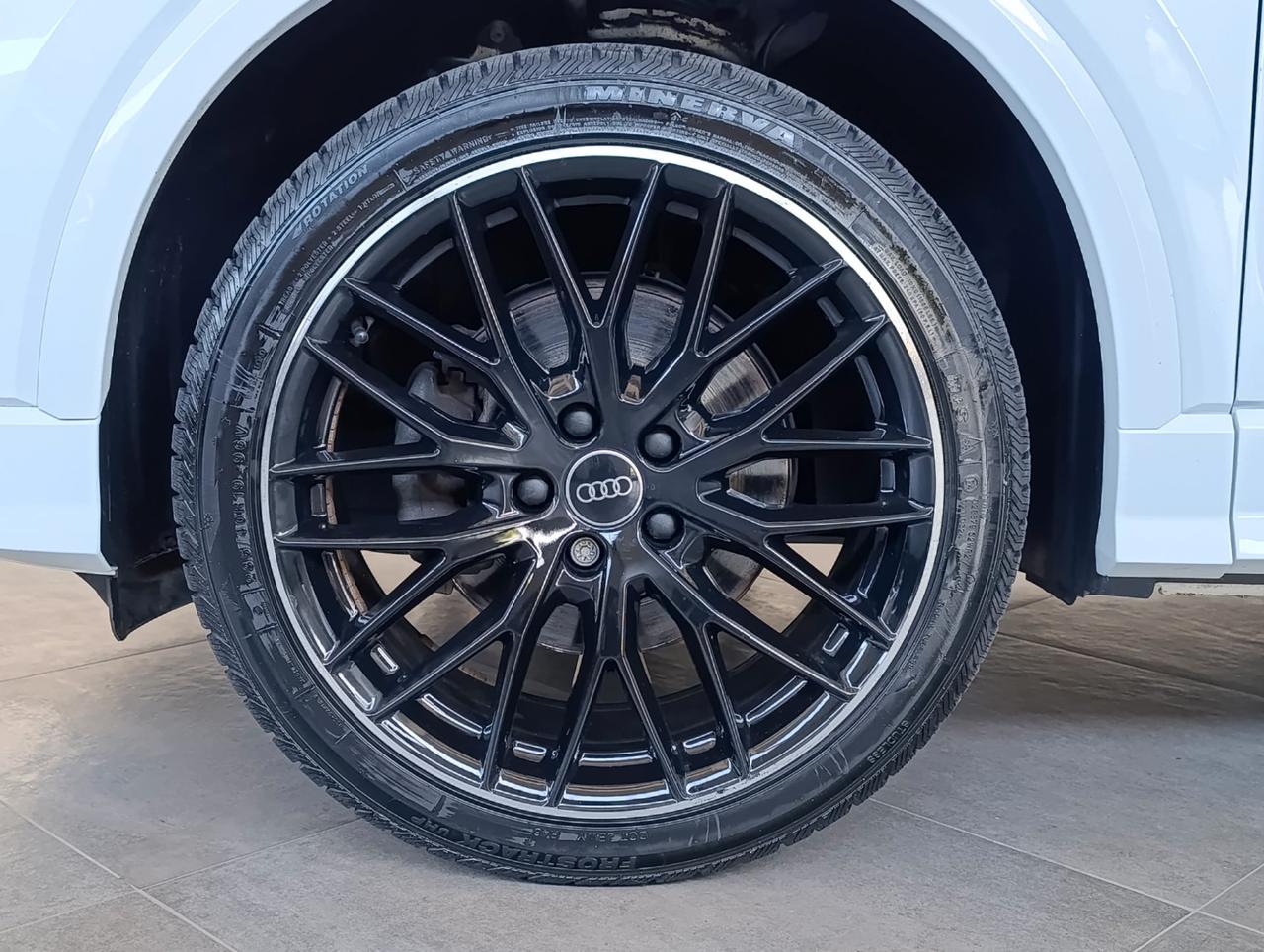 Audi Q2 35 1.5 tfsi S line edition s-tronic