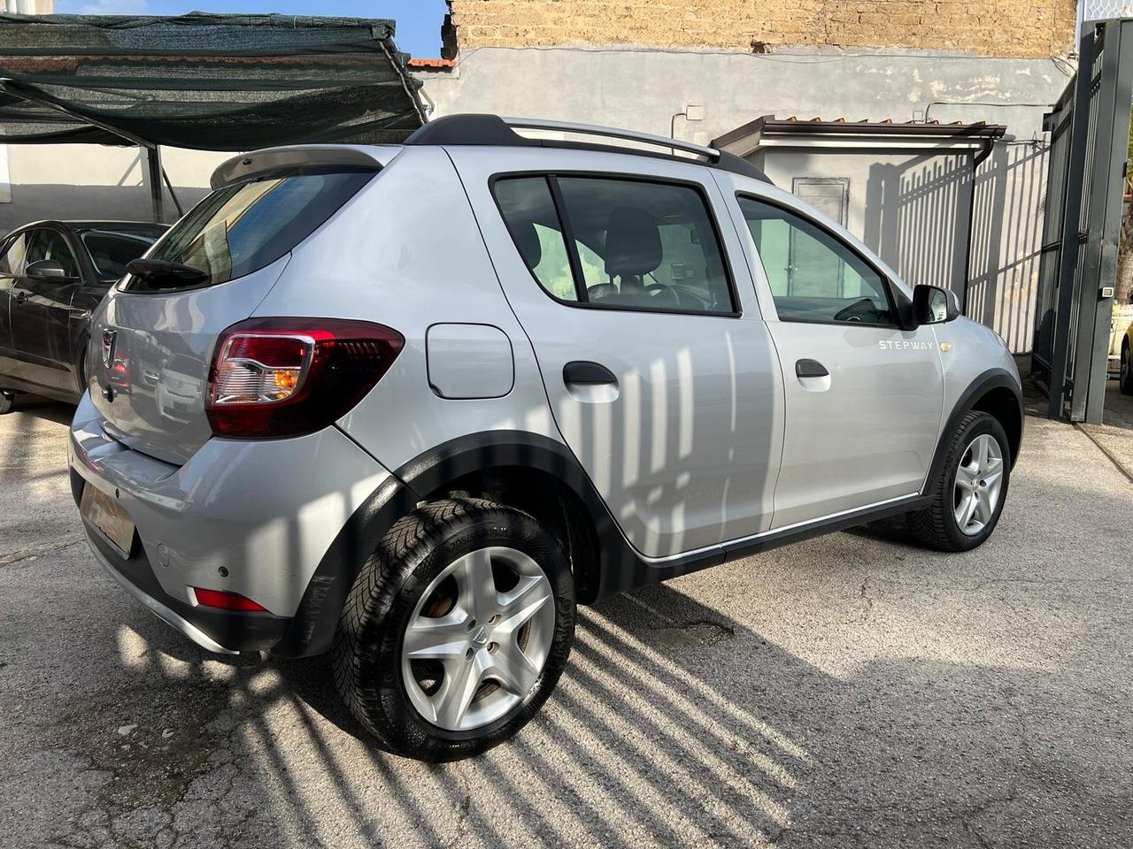 Dacia Sandero Stepway 0.9 tce Prestige 90cv Navi/Park/Bluetooth