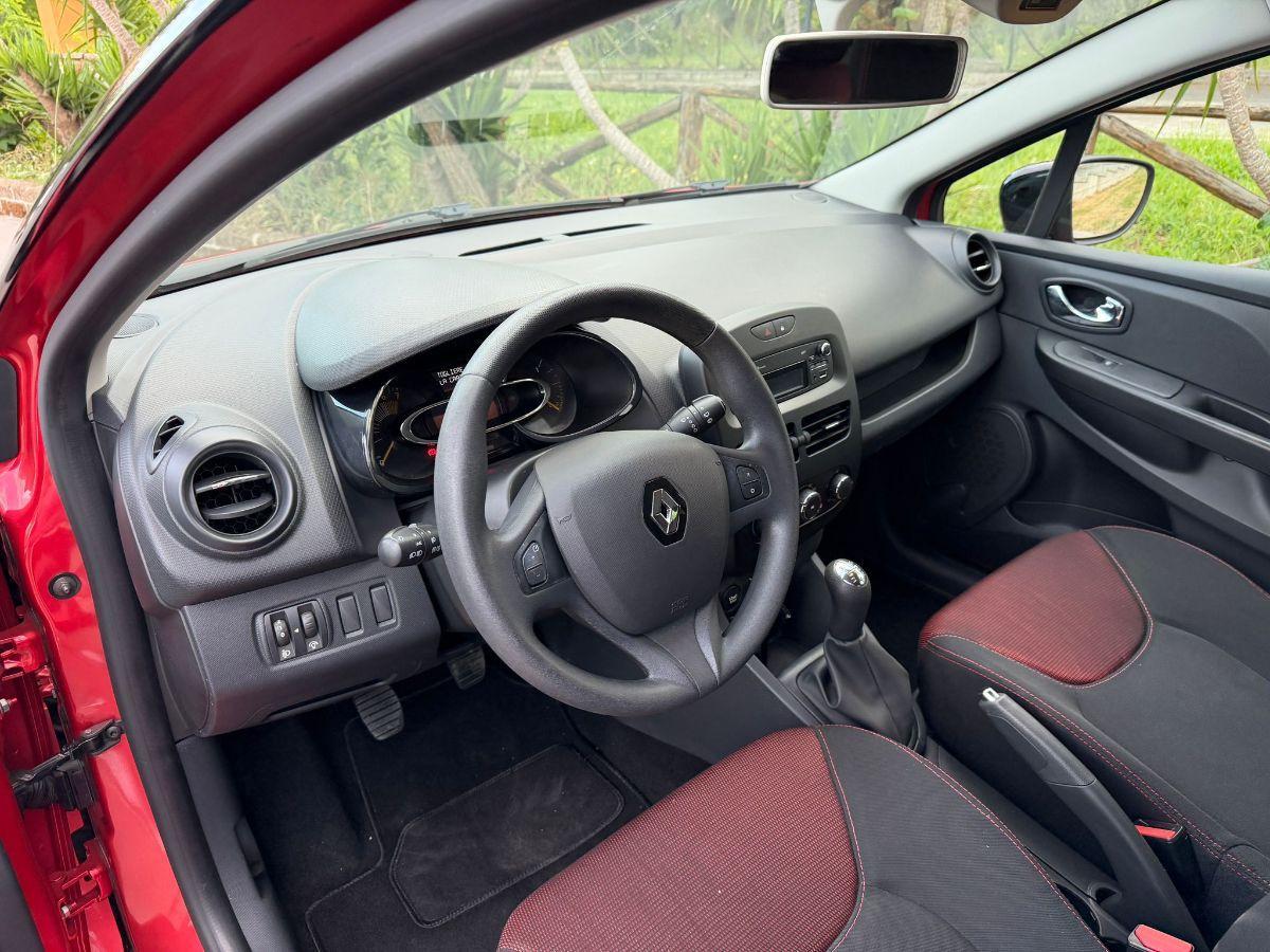 RENAULT - Clio - 1.2 75 CV 5p. Costume National