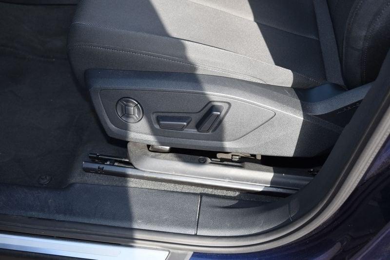Audi Q3 40 TDI quattro S tronic Business Advanced