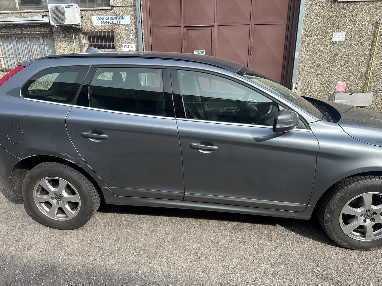 Volvo XC 60 XC60 D4 AWD Geartronic Business EURO6B