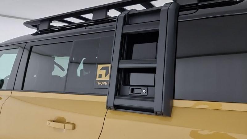 Land Rover Defender D350 AWD Auto 110 Trophy Edition