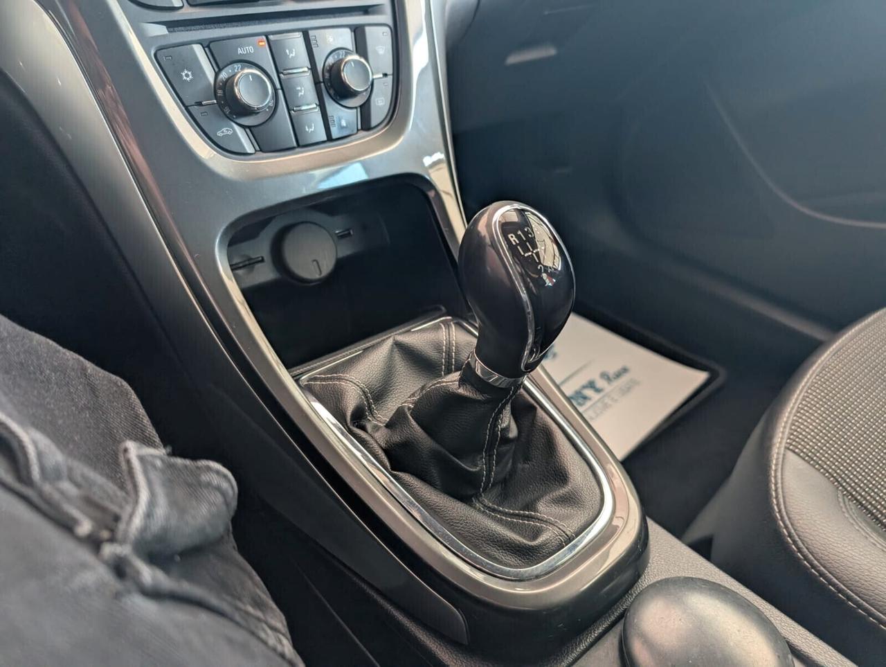 Opel Astra 1.4 Turbo 140CV Sports Tourer GPL Tech Cosmo