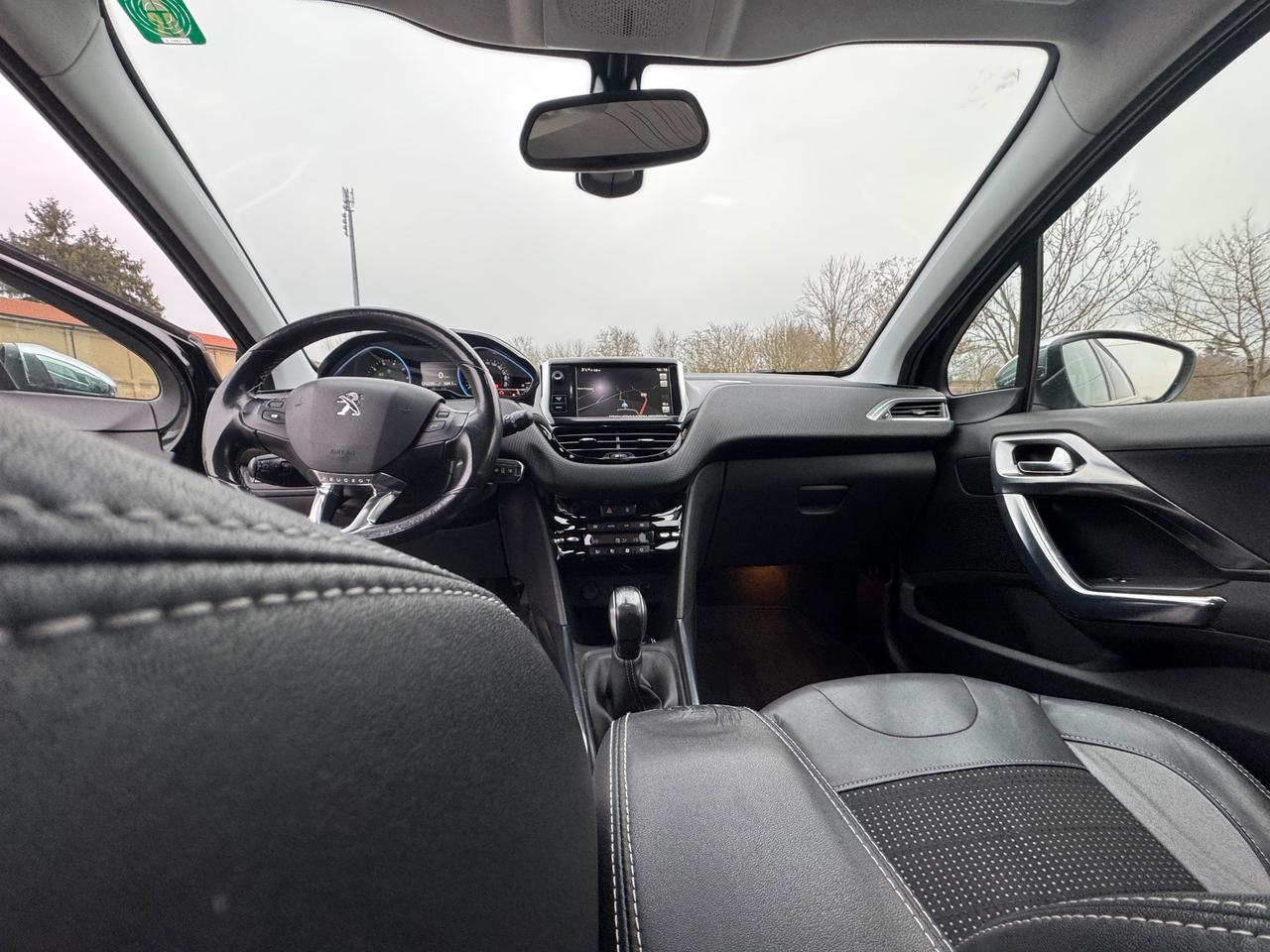 Peugeot 2008 PureTech 82 ETG5 S&S Allure