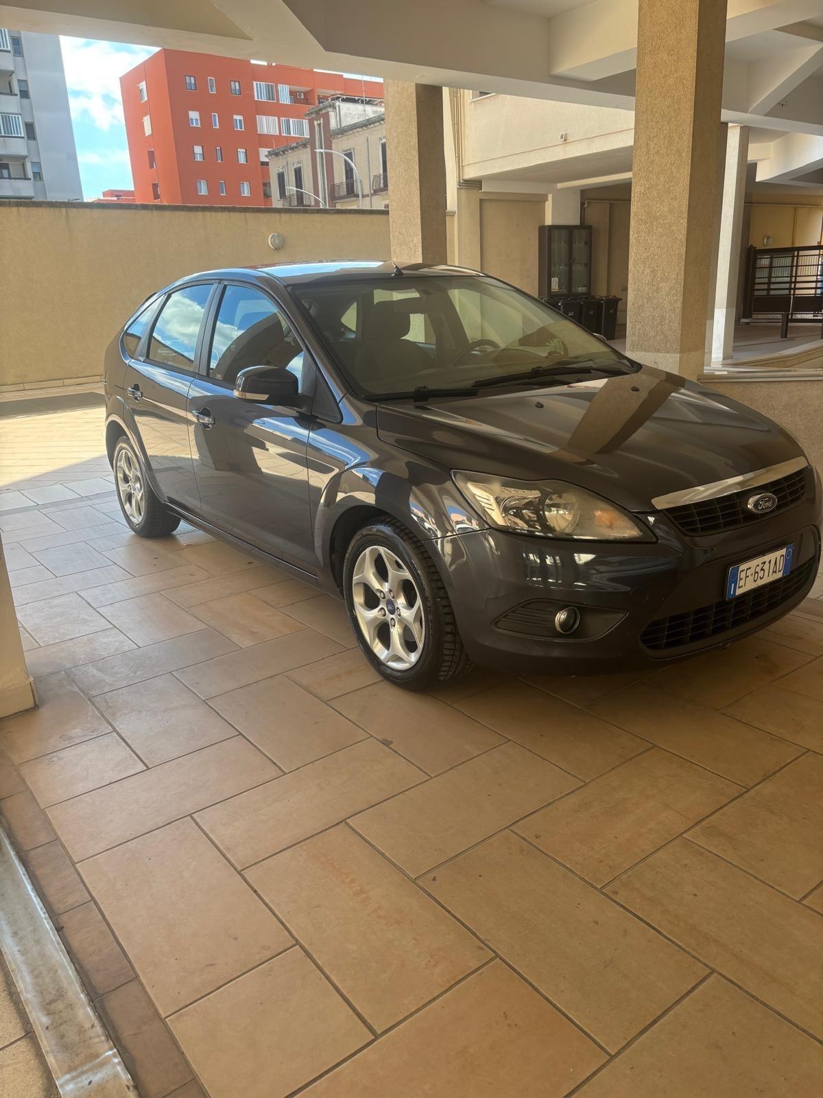 Ford Focus 1.6 TDCi (110CV) 5p. Tit. DPF