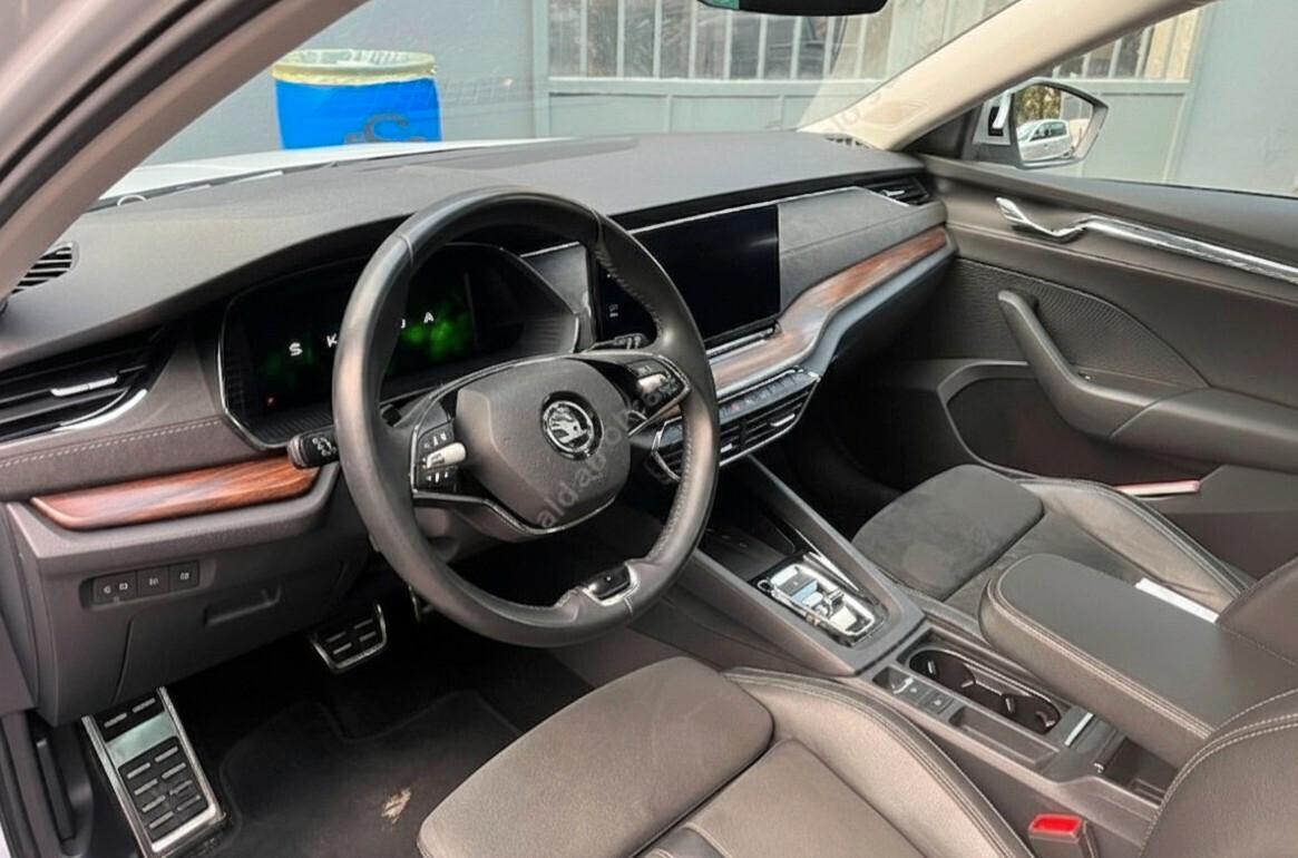 Skoda Octavia 2.0 TDI EVO SCR 200 CV DSG 4x4 Wagon Scout