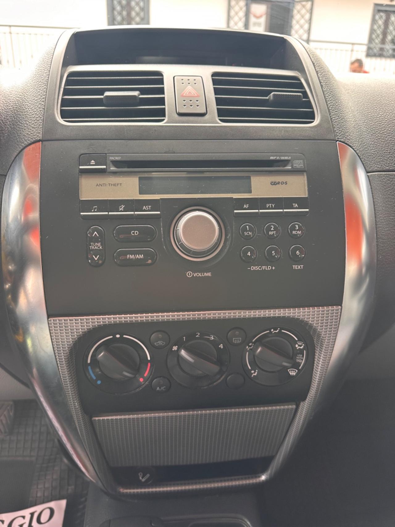 Suzuki SX4 1.9 DDiS 4WD Outdoor Line