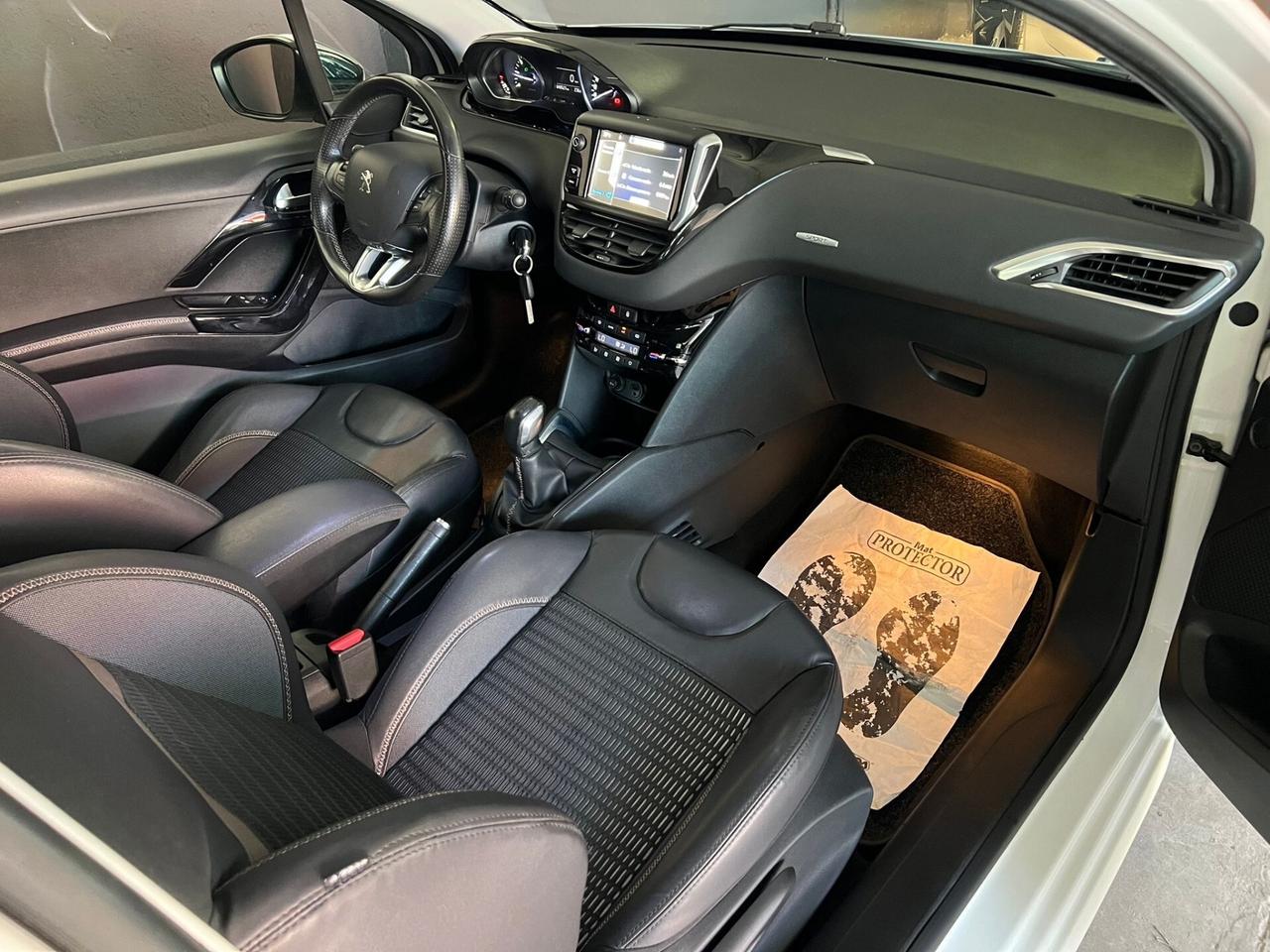 Peugeot 208 1.2 VTi 82 CV 3 porte Serie Speciale S