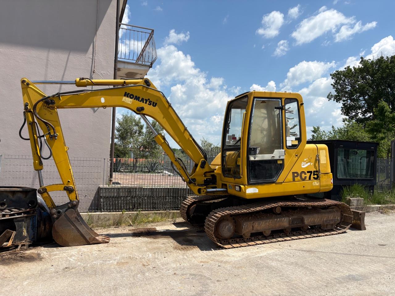 Miniescavatore Komatsu PC75