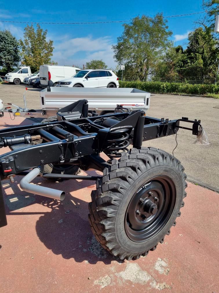 Mercedes Unimog 404 1.U82 404 Unimog 2.2 6 cil. 4x4 Mezzo da lavoro ASI/CRS