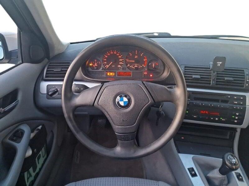 BMW Serie 3 320d BERLINA-DOPPIO SET CERCHI