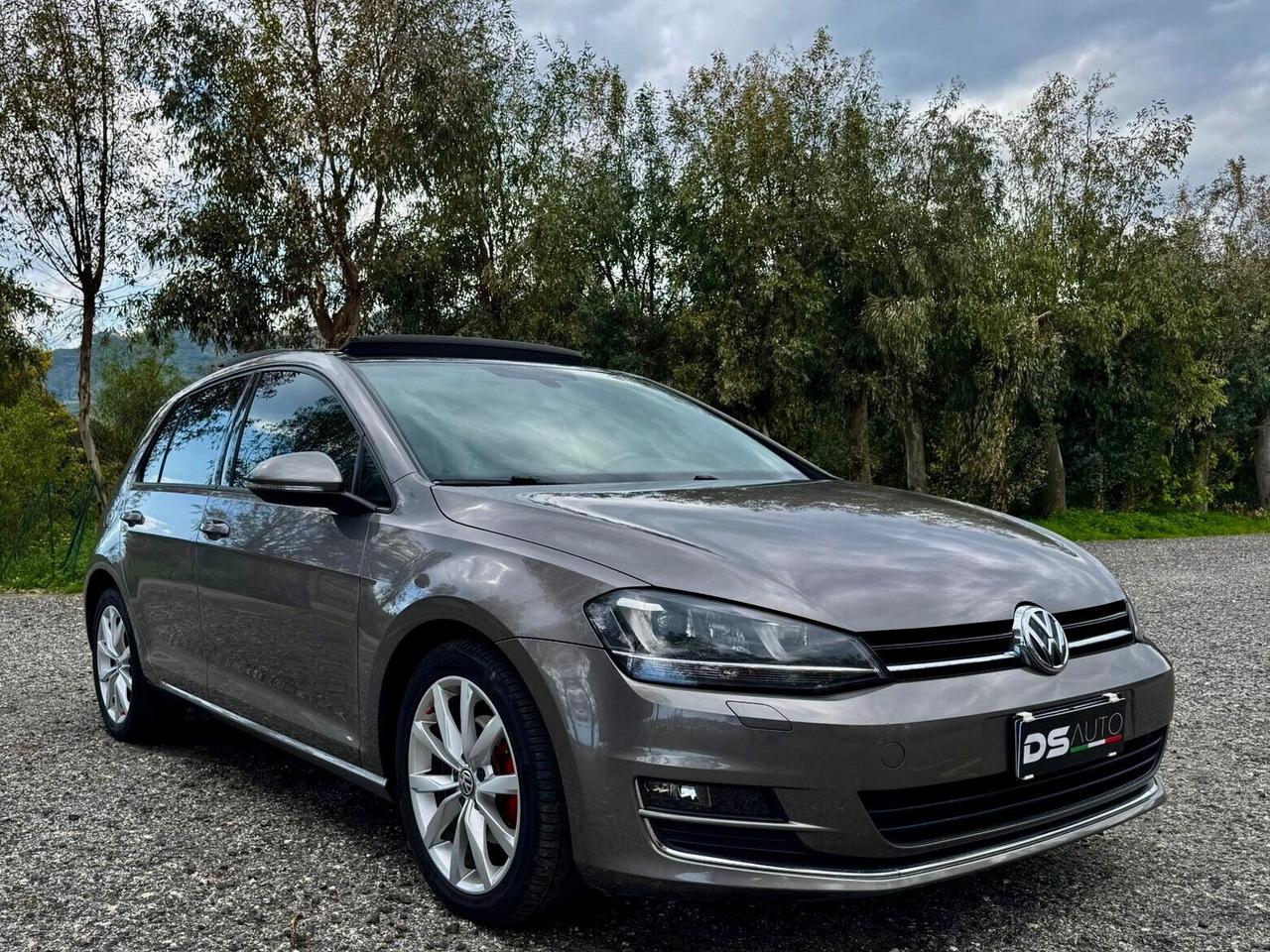 VOLKSWAGEN GOLF 2.0 TDI 150 CV 5P. HIGHLINE TETTO APRIBILE