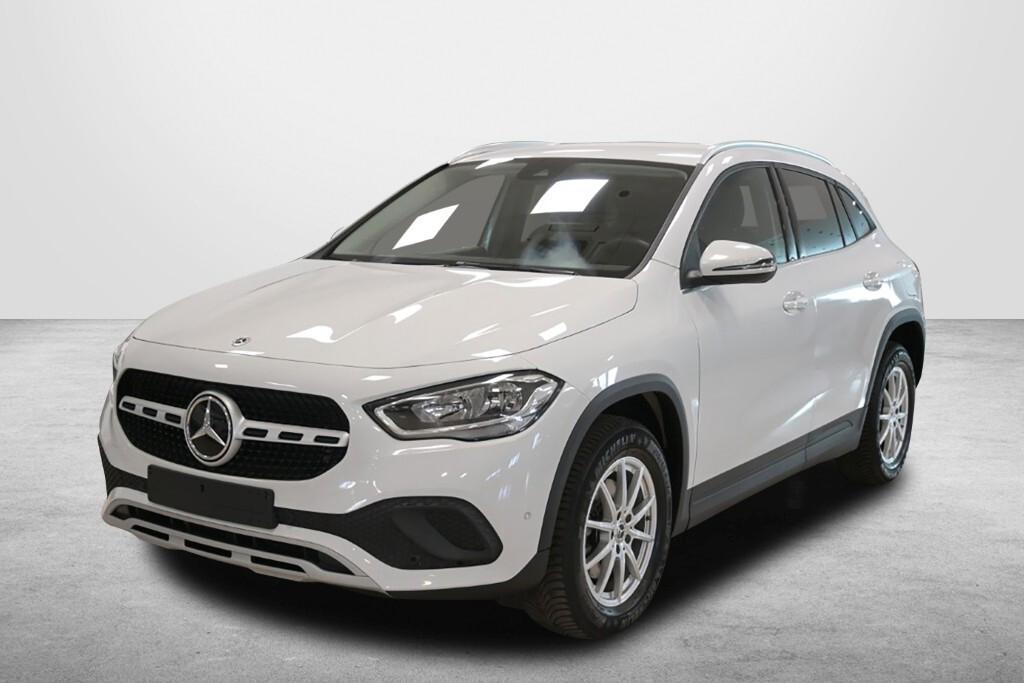 MERCEDES-BENZ GLA 180D 115CV AUTOMATIC BUSINESS SOLUTION ( NAVI PREMIUM - CRUISE - PARK ASSIST - TELECAMERA POST. )