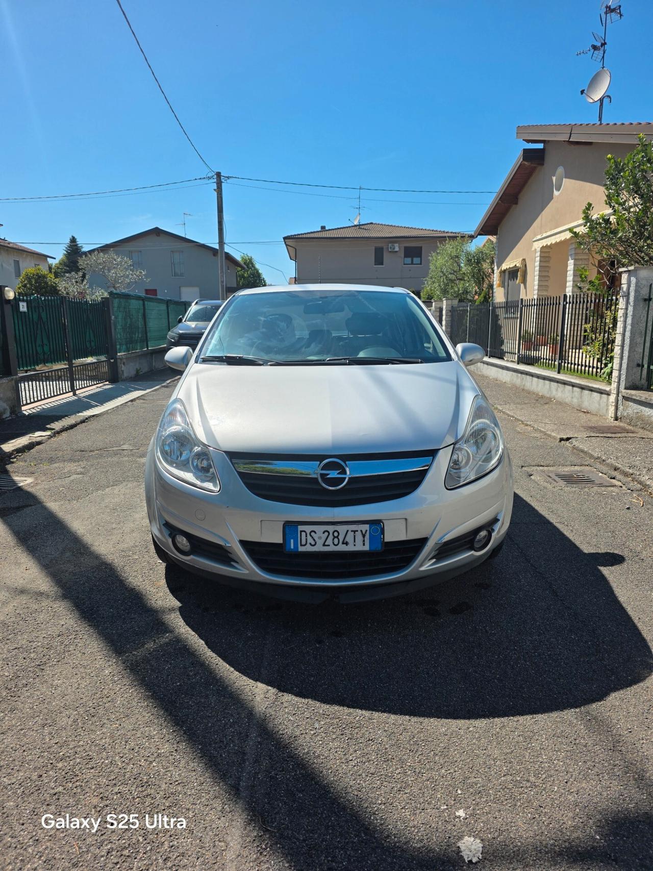 OPEL Corsa D 1.2 benzina/GPL 5 porte, 80 CV (59 kW)
