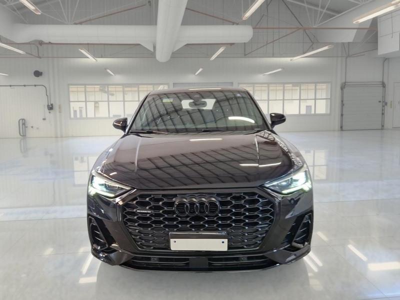 AUDI Q3 SPORTBACK 40 TDI quattro S tronic Quattro Edition