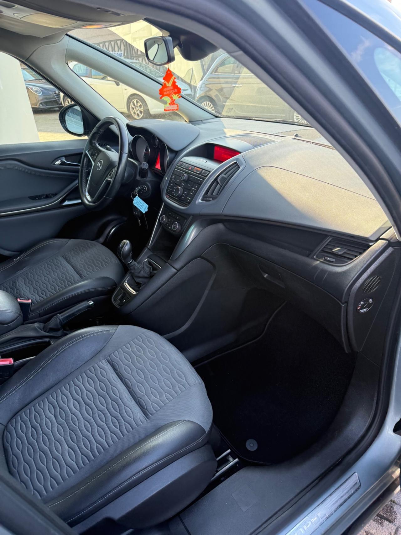 7 POSTI Opel Zafira Tourer 1.6 Turbo EcoM 150CV Cosmo