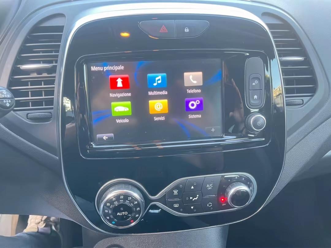 Renault Captur 1.5 diesel 90 cv full led tagliandi renault