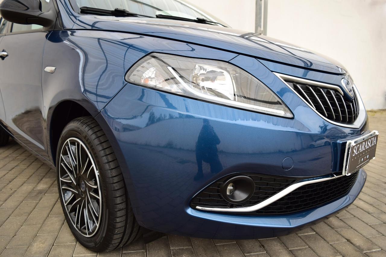 Lancia Ypsilon 1.0 Firefly Hybrid 70 cv Gold