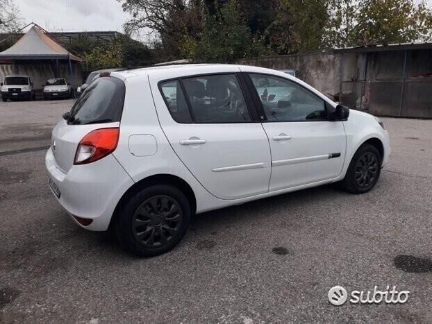 Renault clio 5 p-1.2 gpl-full-2011