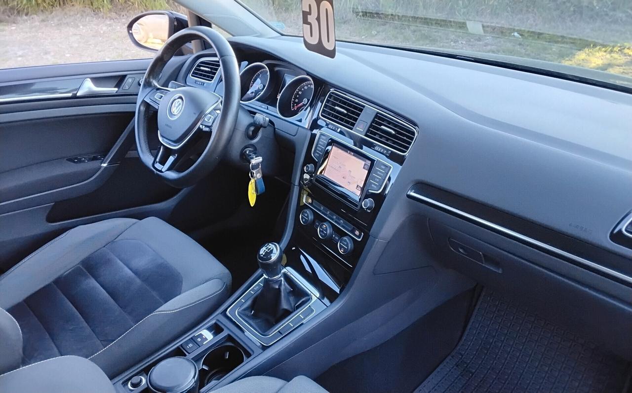 Volkswagen Golf 1.6 TDI DPF 5p. Highline