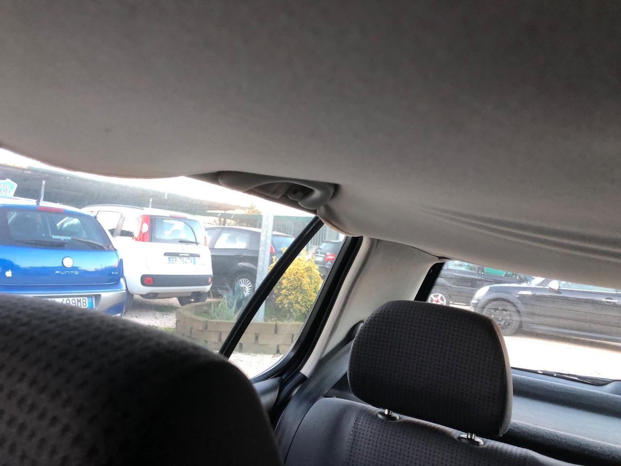 VOLKSWAGEN POLO 1.4 VINTAGE - KM 118000