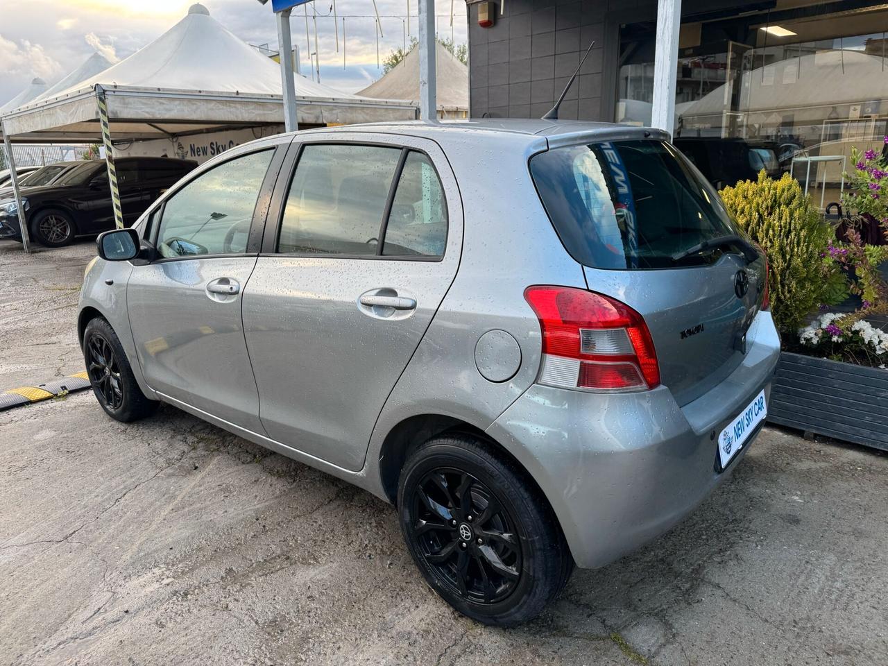 Toyota Yaris 1.0 5 porte