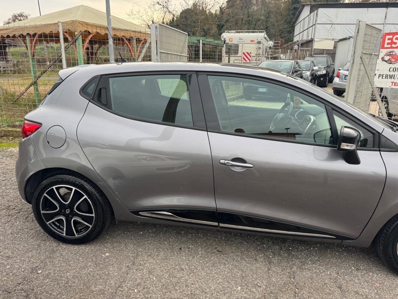 Renault Clio 1.5 dCi 8V 75CV 5 porte Live NEOPATENTATI
