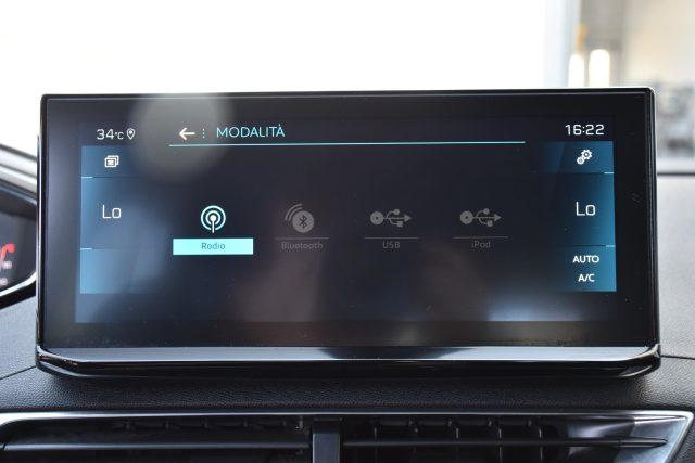PEUGEOT 3008 BlueHDi 130 S&S GT *Navi,Sensori,LED*