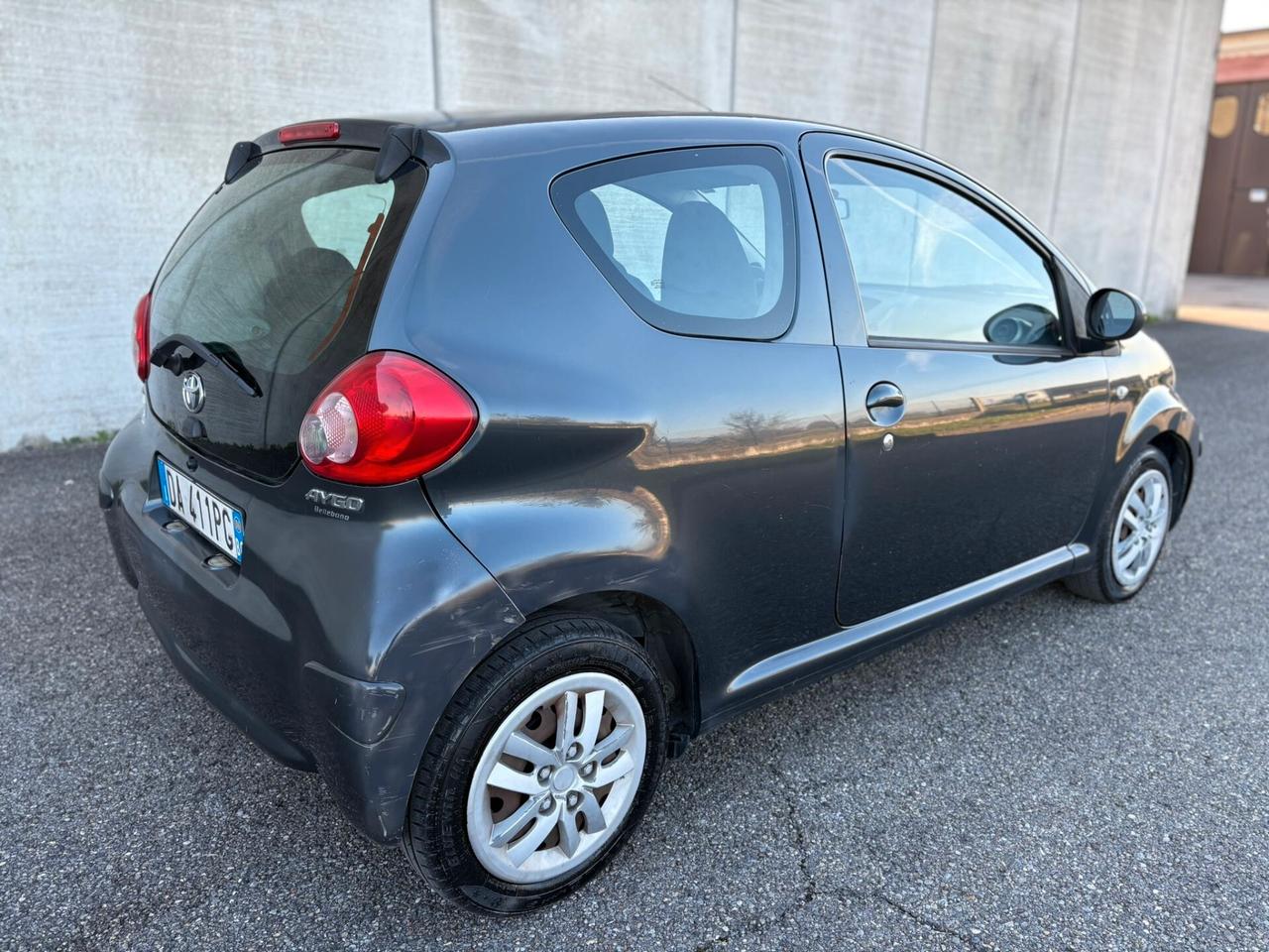 Toyota Aygo 1.0 12V VVT-i 3 porte NEOPATENTATI