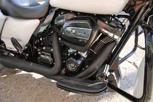 HARLEY-DAVIDSON FLHX Street Glide CRUISER