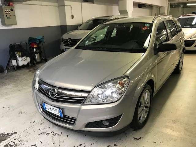Opel Astra SW 1.7 cdti Cosmo 101CV / BEN TENUTA
