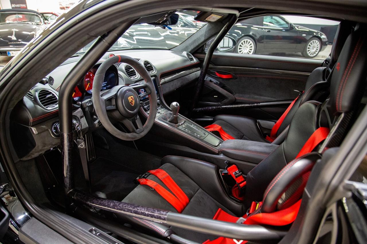 Porsche Cayman 718 GT4 Clubsport