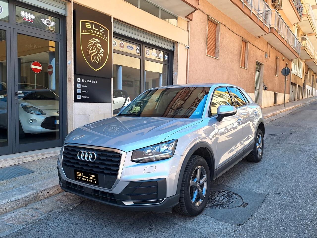 Audi Q2 30 TDI S tronic Identity Black