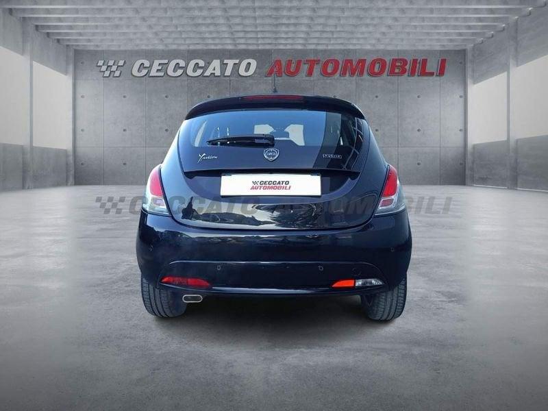 Lancia Ypsilon Ypsilon 1.0 firefly hybrid Gold s&s 70cv 5p.ti