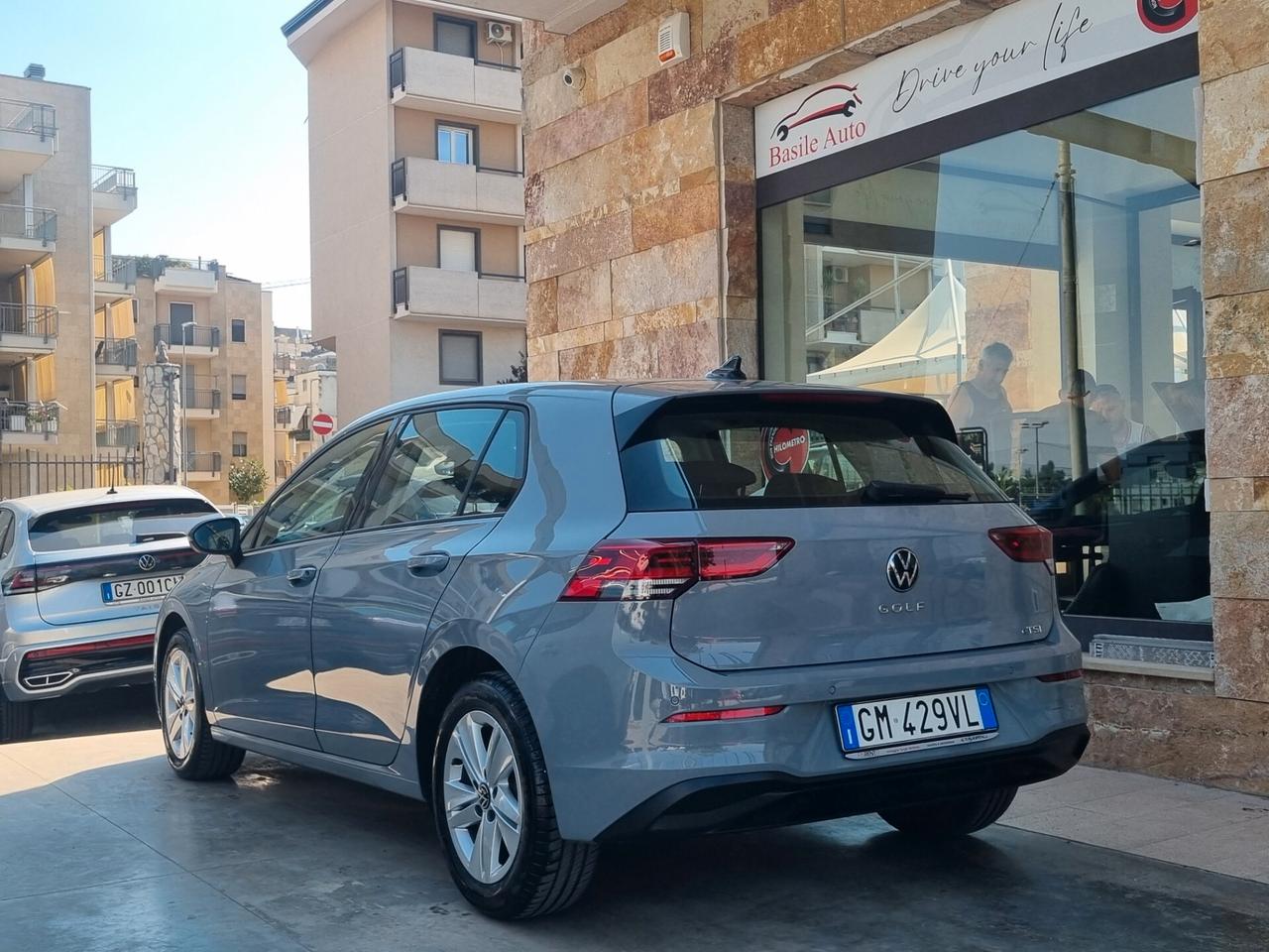 Golf VIII 2020 1.0 etsi evo Life 110cv dsg
