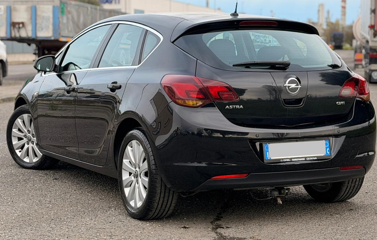 Opel Astra 1.7 CDTI 125CV 5 porte Cosmo