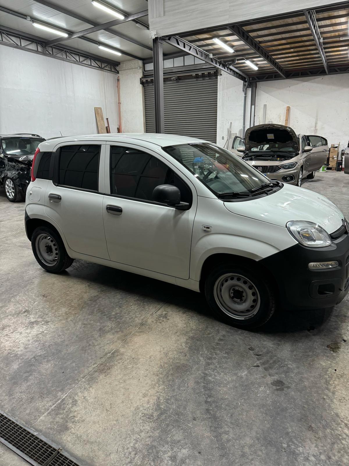 Fiat Panda 1.3 MJT 95 CV S&S Lounge VAN 06/2019