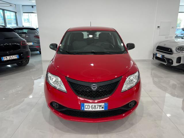 LANCIA Ypsilon 1.0 FireFly 5 porte S&S Hybrid Ecochic Silver