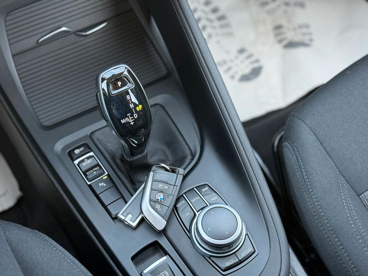 Bmw X1 sDrive 18d 150cv Autom. Advantage Restyling 2021