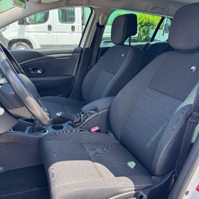 RENAULT Megane STATION WAGON 1.5 DCI AUTOCARRO N1 - 2016