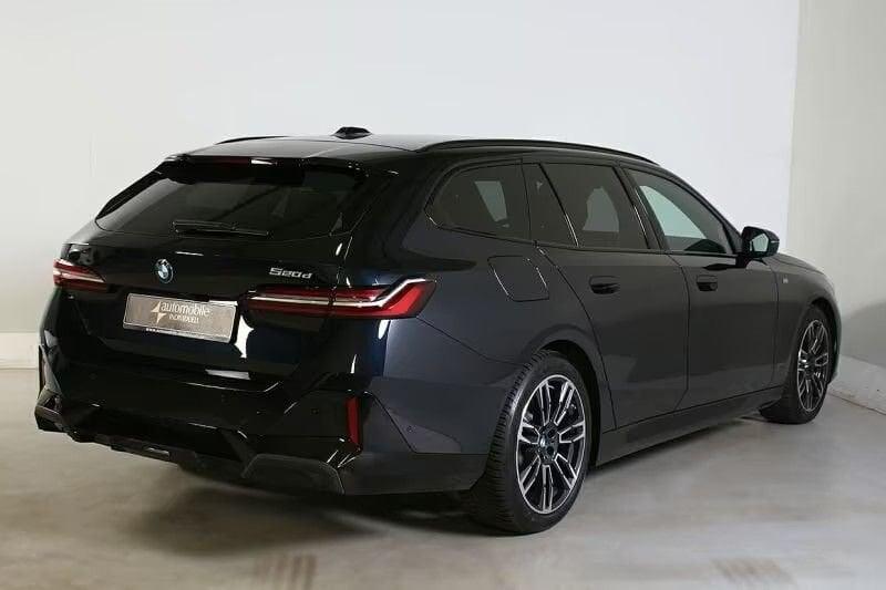 BMW Serie 5 520d sDrive M Sport Gancio Full Led Camera 360°