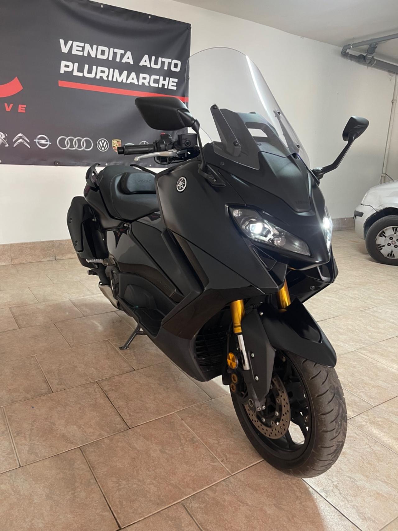 Yamaha TMAX 560 TECH-MAX