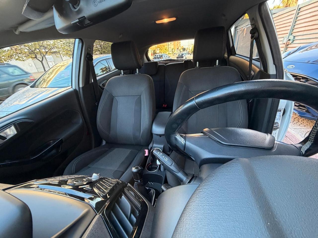 Ford Fiesta 1.5 TDCi 75CV 5p Titanium NAVI/LED