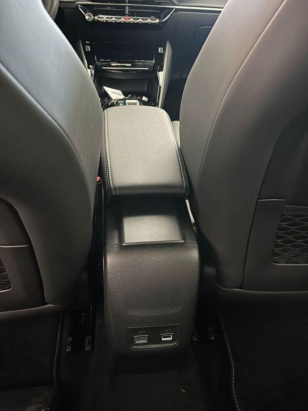 Peugeot 208 208 Hybrid 136 e-DCS6 GT