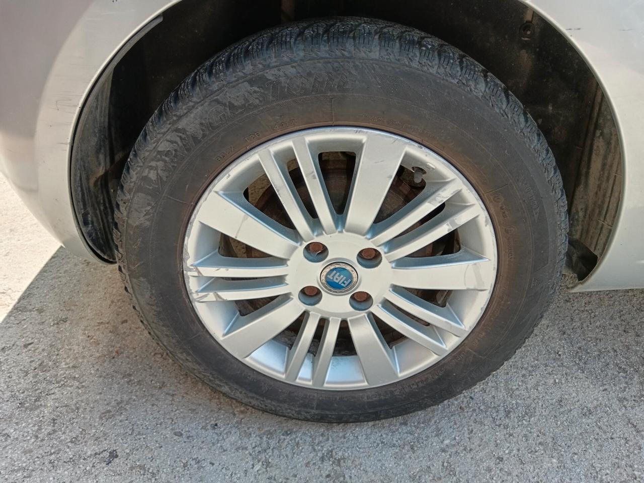 Fiat Grande Punto 1.3 MJT 90CV AUTOCARRO 4 POSTI