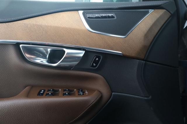 VOLVO XC90 B5 (d) AWD Geartronic 7 posti Inscription 4x4