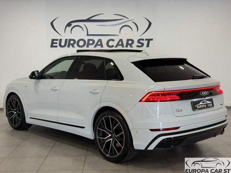 Audi Q8 50 TDI quattro tip. S Line Edition
